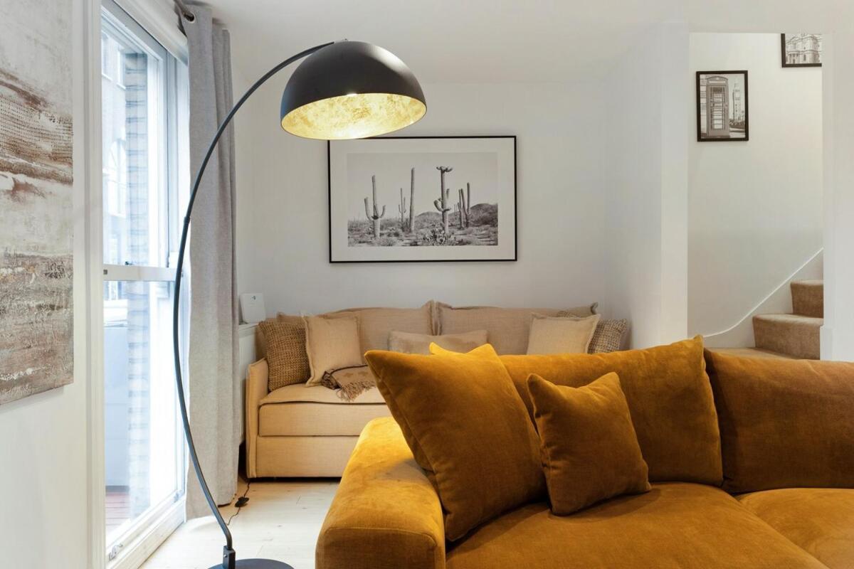 Апартаменты The Riverbank Hideaway